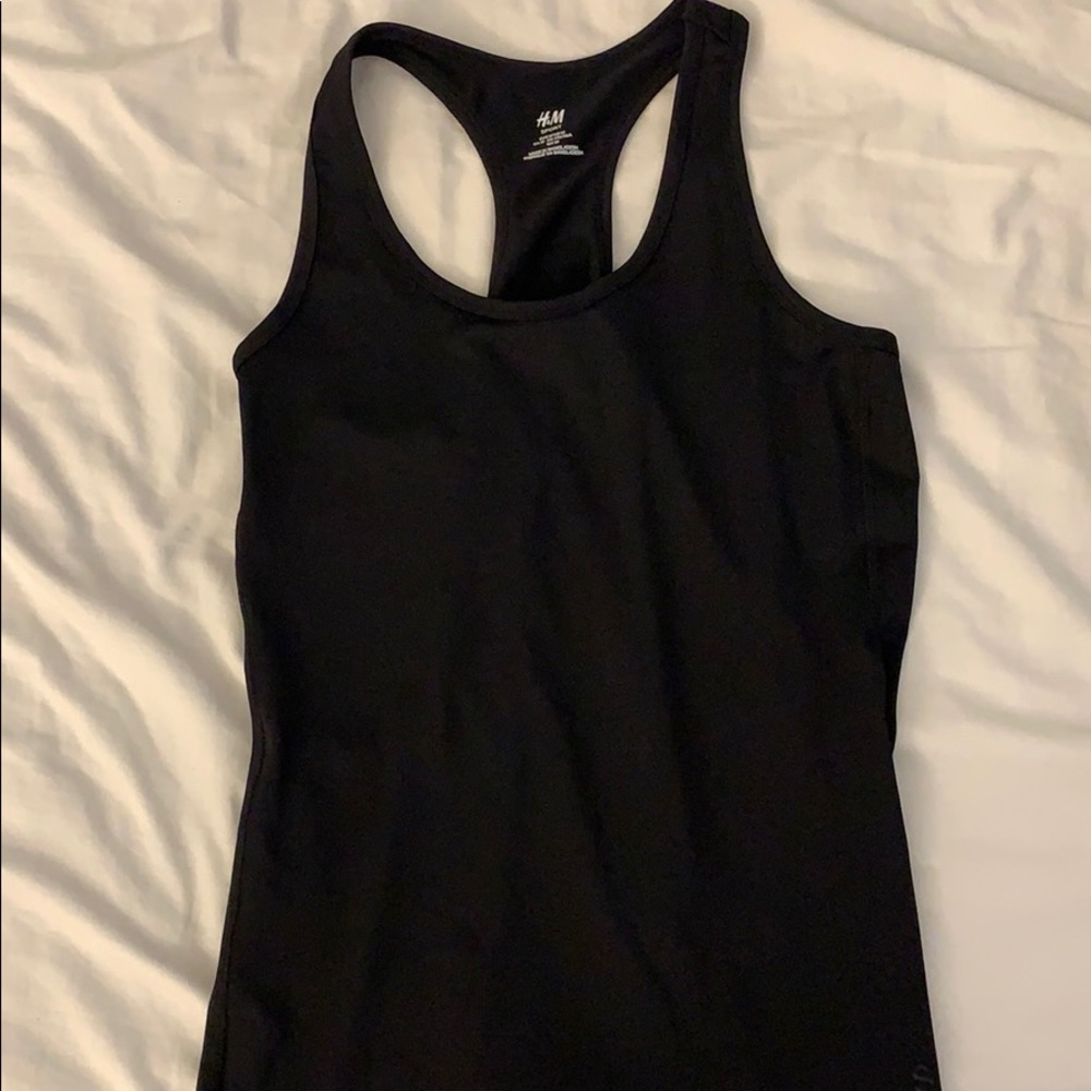 Black athletic tank top